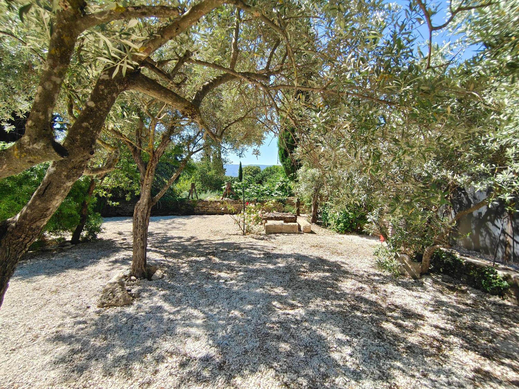 Bed and breakfast Rue Du Chateau A Cabrieres D'Avignon Extérieur photo