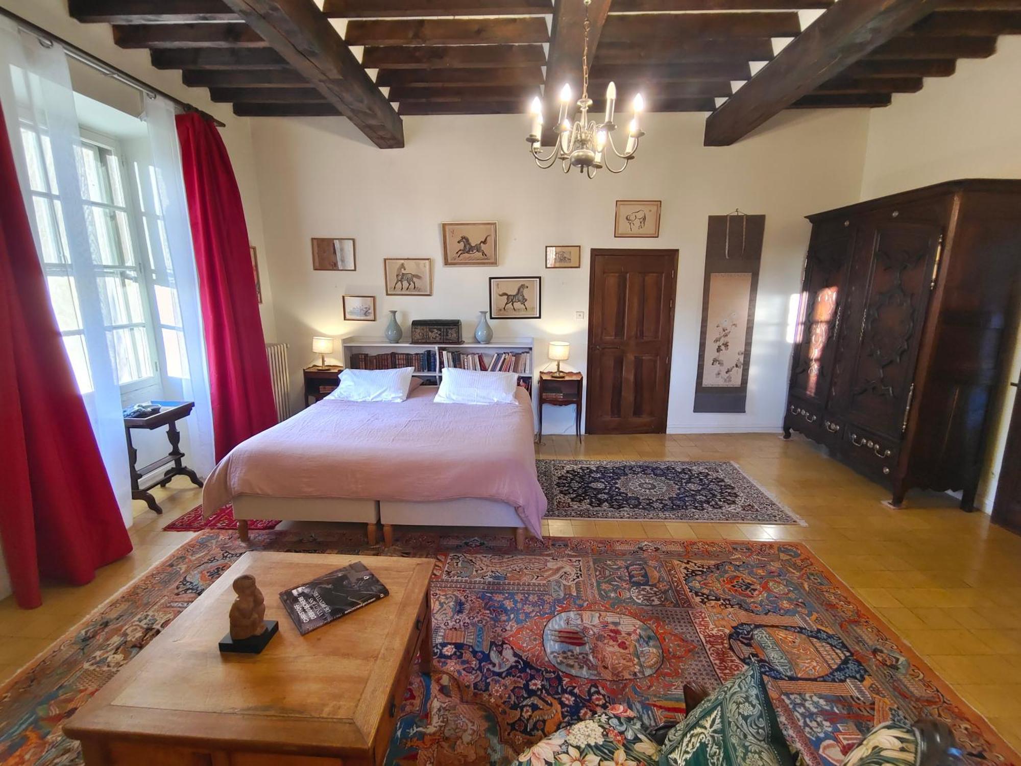 Bed and breakfast Rue Du Chateau A Cabrieres D'Avignon Extérieur photo