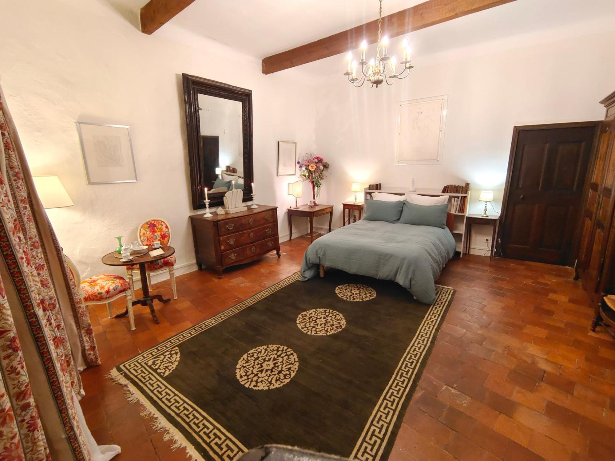 Bed and breakfast Rue Du Chateau A Cabrieres D'Avignon Extérieur photo