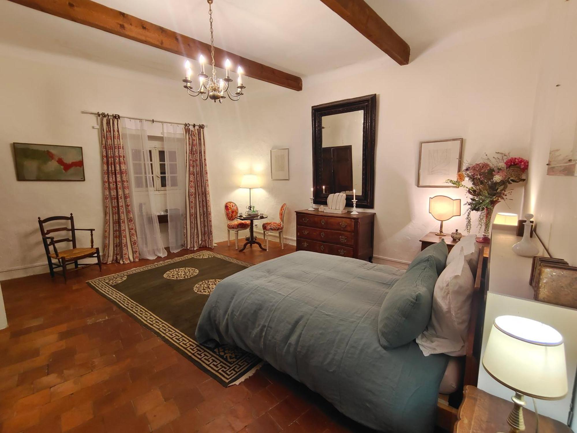 Bed and breakfast Rue Du Chateau A Cabrieres D'Avignon Extérieur photo