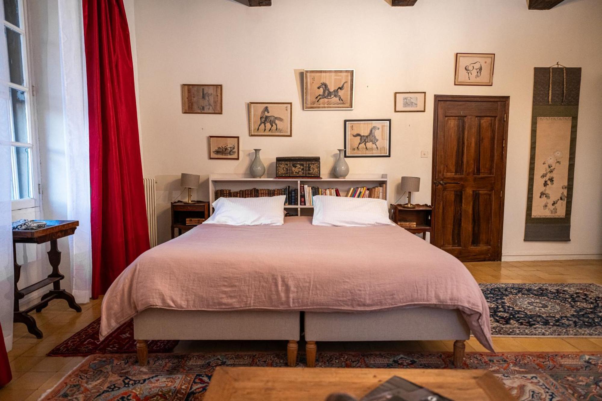 Bed and breakfast Rue Du Chateau A Cabrieres D'Avignon Extérieur photo