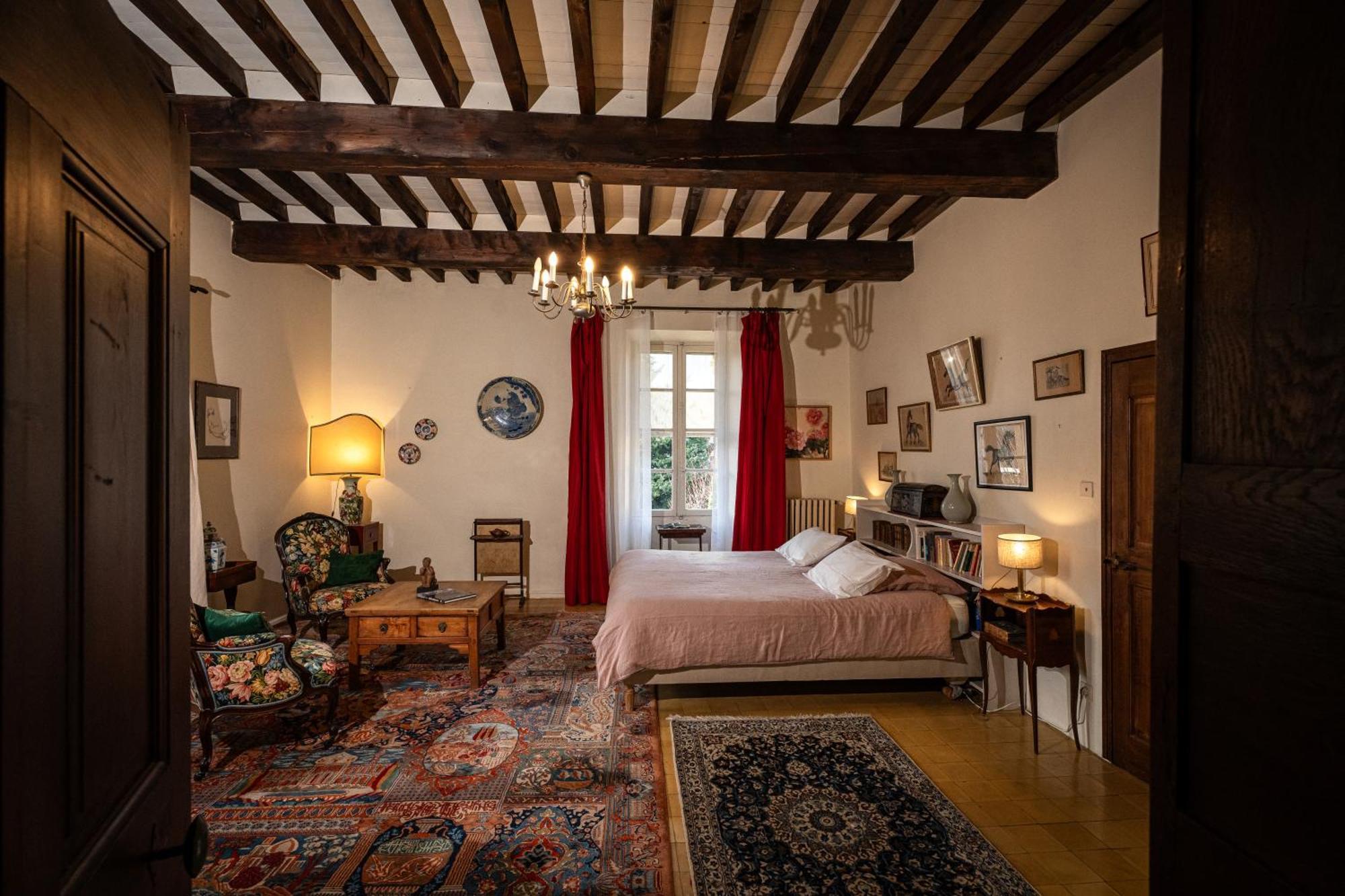 Bed and breakfast Rue Du Chateau A Cabrieres D'Avignon Extérieur photo